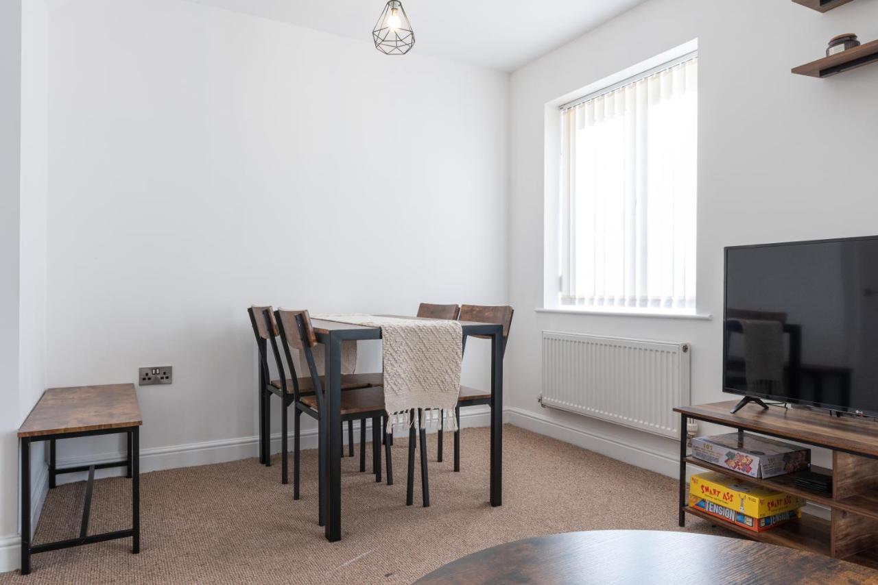 Parking - Spacious - Smart Tv - Self Checkin - Garden - King Derby Esterno foto
