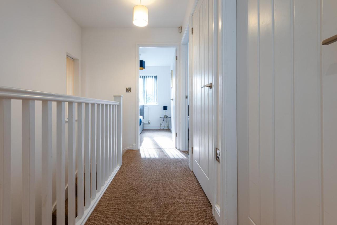 Parking - Spacious - Smart Tv - Self Checkin - Garden - King Derby Esterno foto